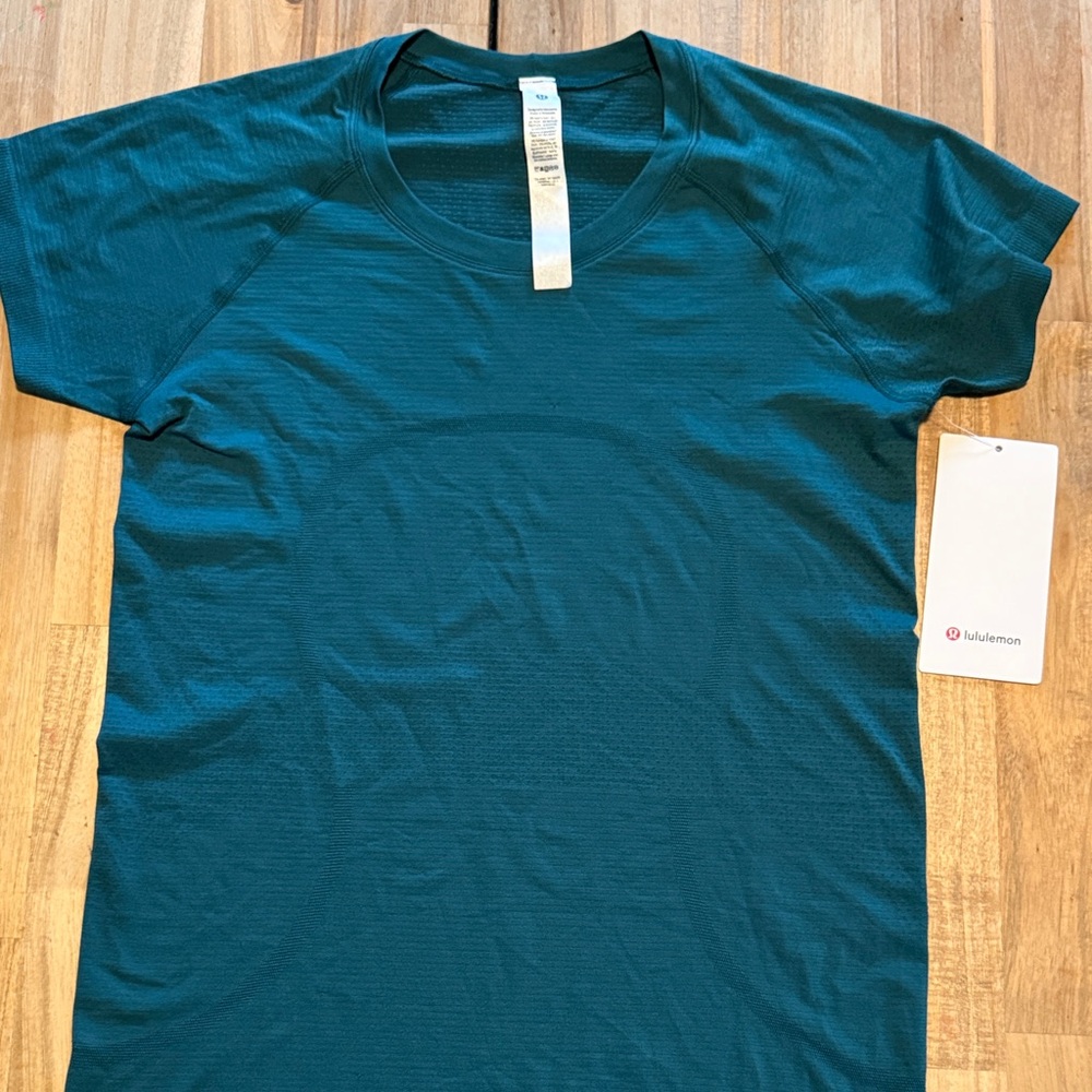 New Lululemon swiftly tech short sleeve